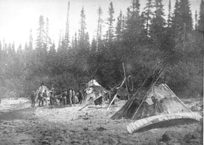 Innu camp at the end of Kakatshu-utshishtun. Photo Rupert Baxter, courtesy Labrador Institute, Memorial University.
