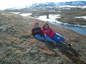 Teseiui and Shikun at Ashuapun. Photo courtesy Manishan Edmunds.