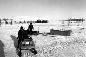 Kashetan Rich and the late Patnik Rich caribou hunting at Mishti-shuapi. Photo courtesy Peter Armitage.